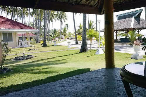 Whispering Palms Island Resort Баколод Экстерьер фото